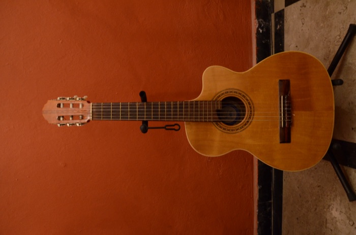 Requinto de Paracho